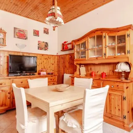 La Terrazza Viareggina -2 Minutes From The Station- דירה